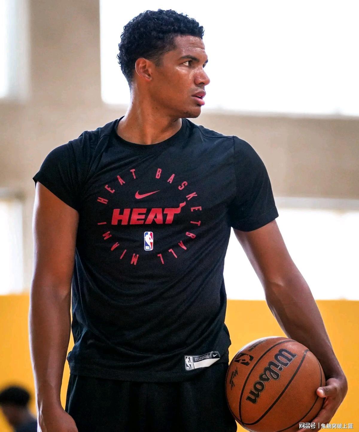 pg电子官网-官宣签下！德鲁史密斯重回热火！凯琼斯正式被放弃